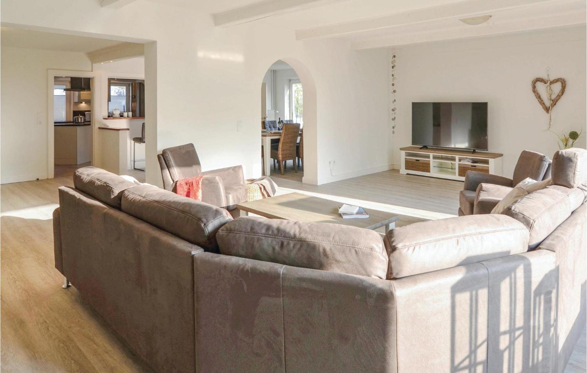 5 Bedroom Beautiful Home In Ockholm Exteriör bild