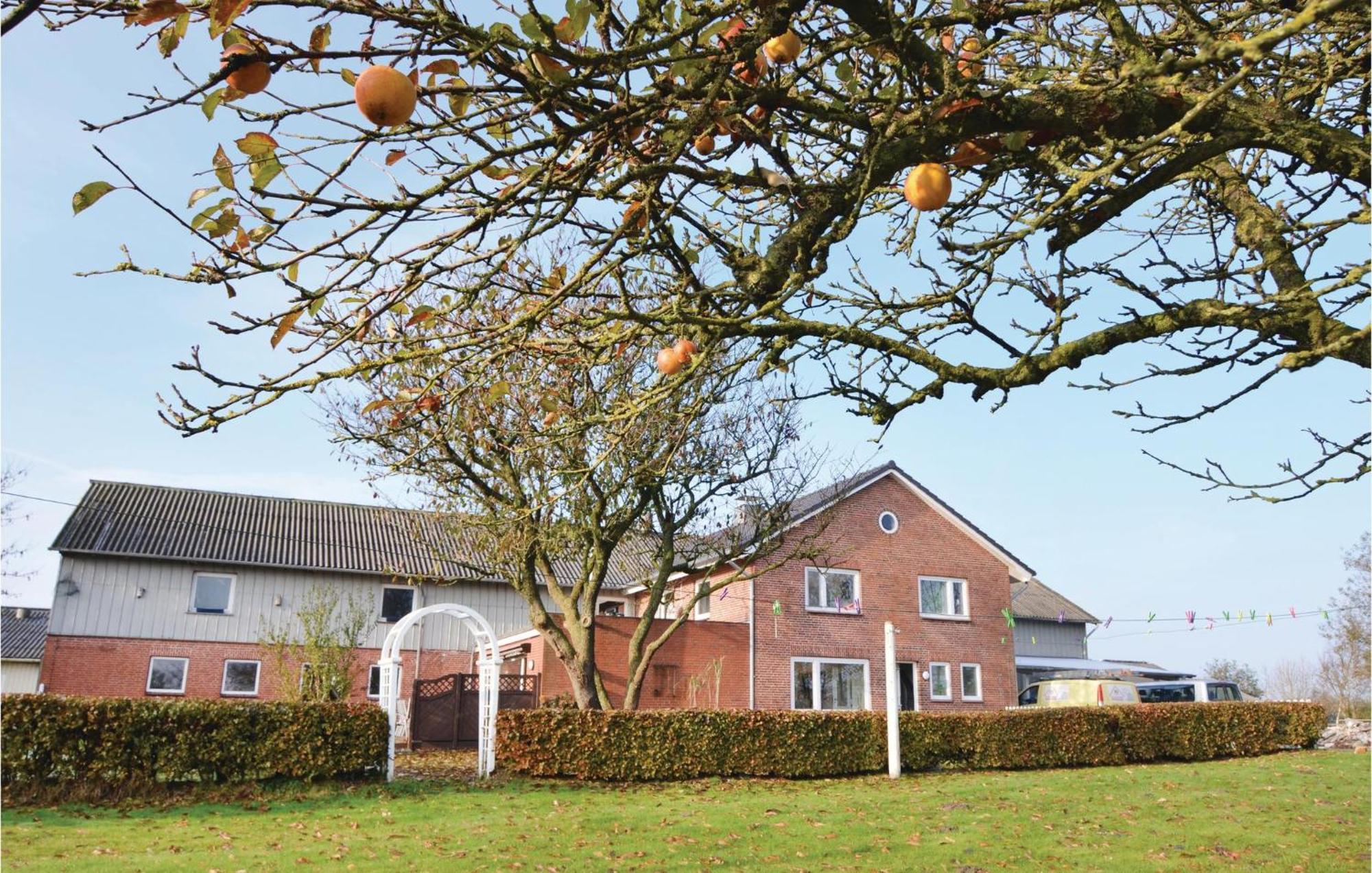 5 Bedroom Beautiful Home In Ockholm Exteriör bild